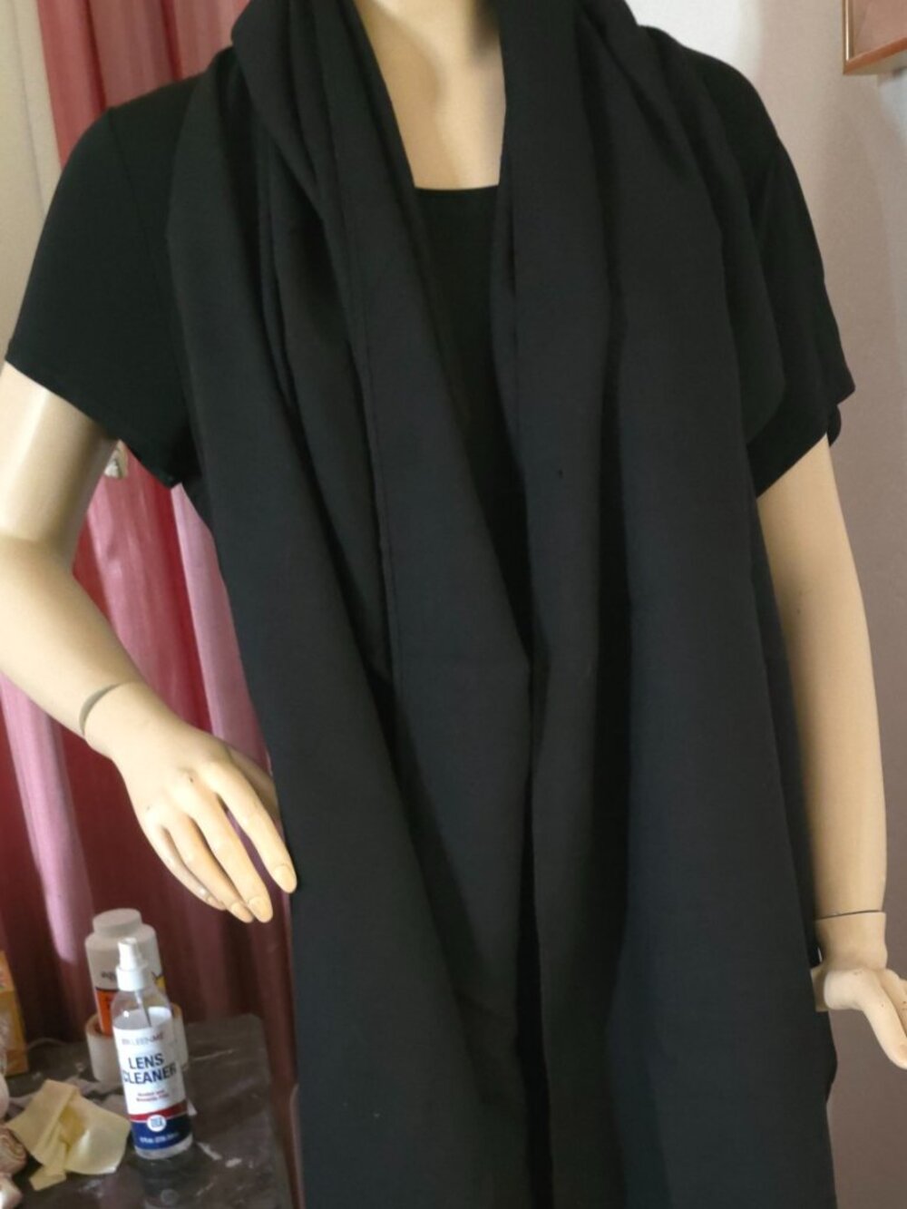 Wool scarf - Picture 8 of 9
